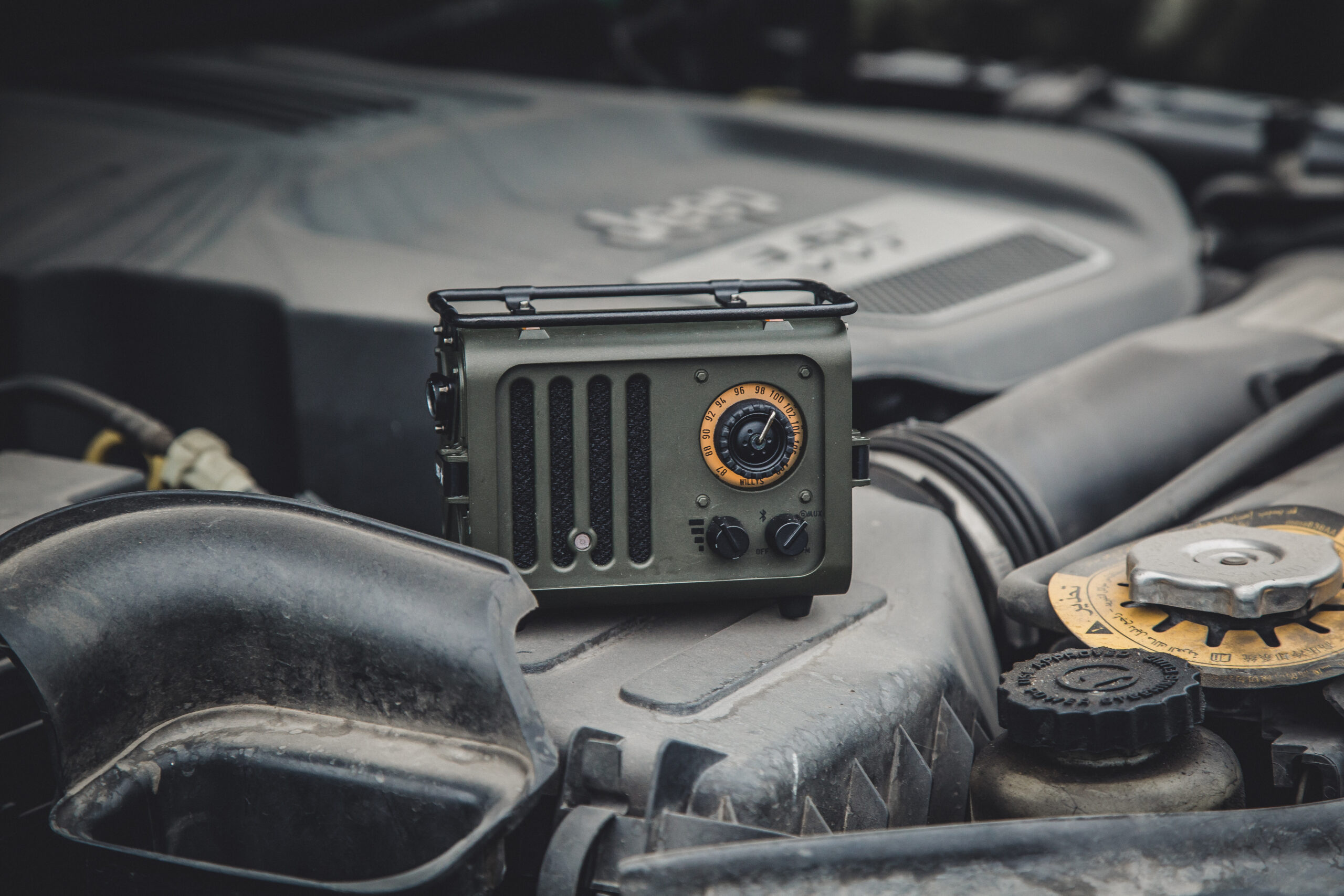 𝗠𝗨𝗭𝗘𝗡 𝗪𝗜𝗟𝗗 𝗝𝗘𝗘𝗣 Portable FM Radio Speaker